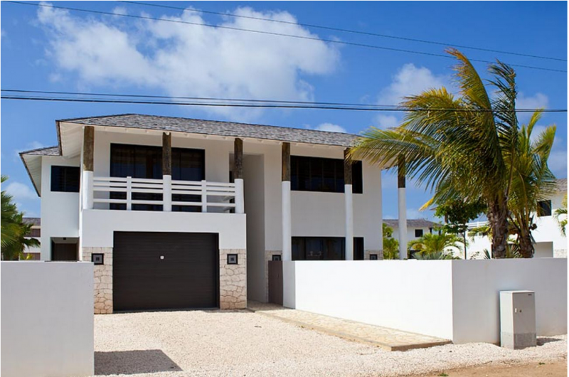 Вилла в нескольких шагах от набережной в Кралендейке, остров Бонэйр