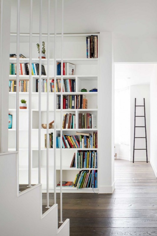 Многоуровневый дом с террасой, расположенный в Лондоне