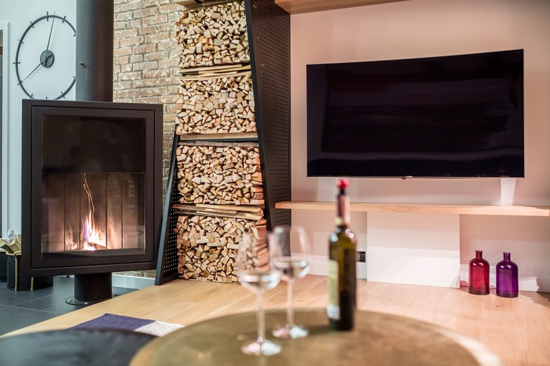 Необычные элементы декора и система освещения в загородном доме Необычные элементы декора и система освещения в загородном доме