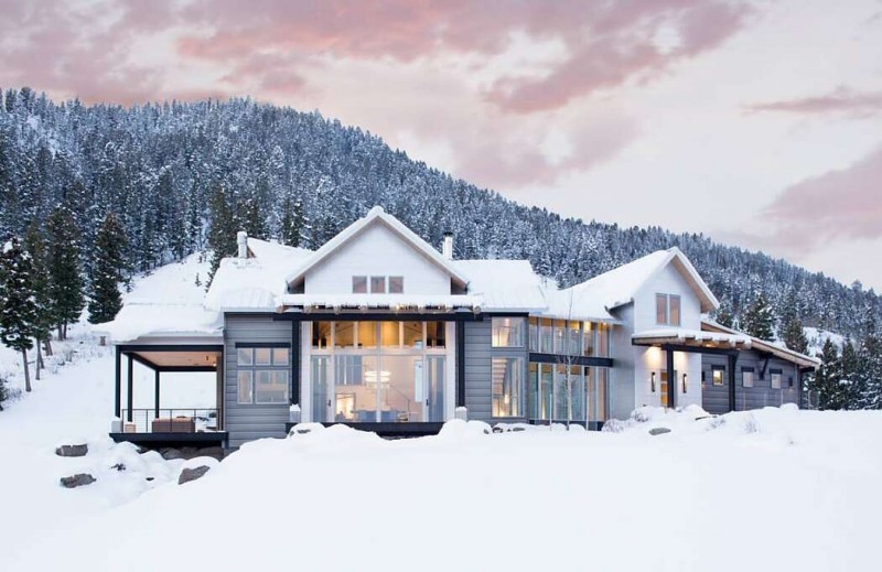 Горная резиденция, расположенная в штате Монтана, США Горная резиденция, расположенная в штате Монтана, США