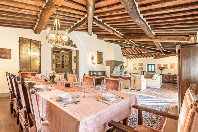 Вилла в Альбанских горах в Италии