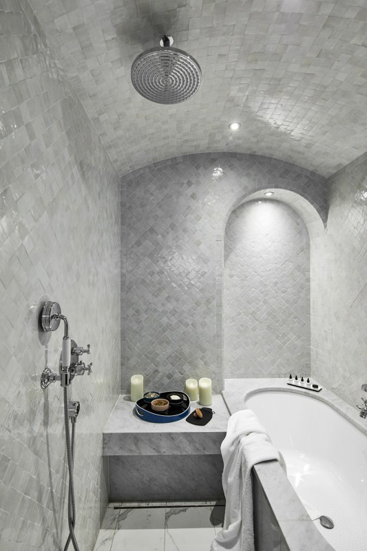 Бутик-отель Le Roch Hotel & Spa в Париже Бутик-отель Le Roch Hotel & Spa в Париже