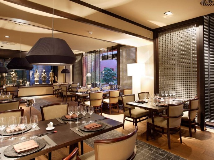Спа-отель ASIA GARDENS 5* на склоне горы Сьерра-Кортина в Аликанте, Испания Спа-отель ASIA GARDENS 5* на склоне горы Сьерра-Кортина в Аликанте, Испания