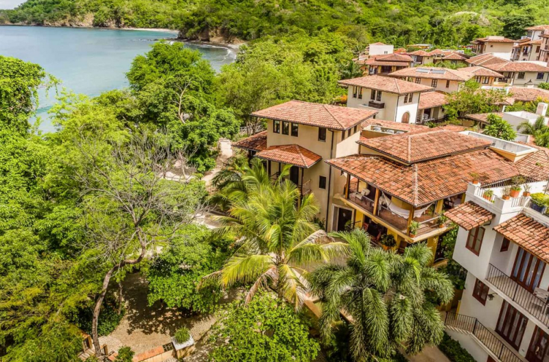 Средиземноморская вилла недалеко от Плайя Данта, Коста-Рика Средиземноморская вилла недалеко от Плайя Данта, Коста-Рика