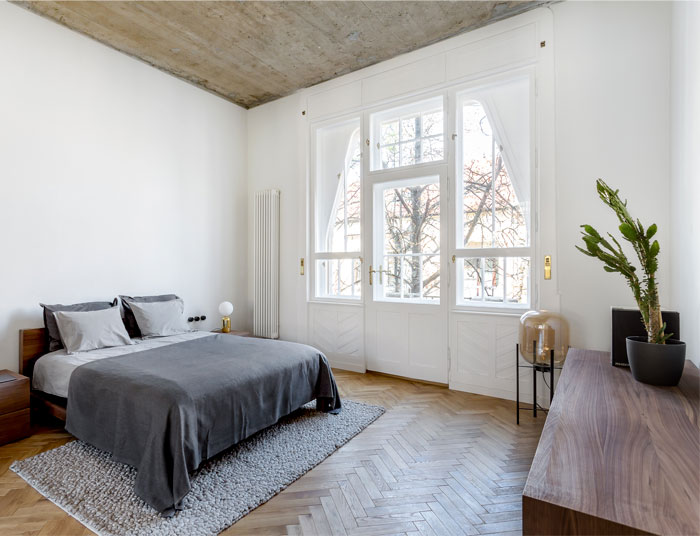 Стильный интерьер апартаментов в городе Орадя, Румыния Стильный интерьер апартаментов в городе Орадя, Румыния