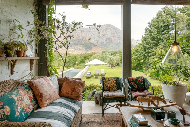 Интерьер современного сельского дома Интерьер современного сельского дома