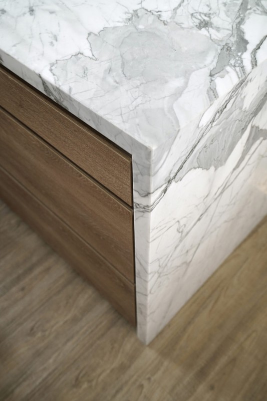 Минималистичная компактная квартира в Гонконге Минималистичная компактная квартира в Гонконге