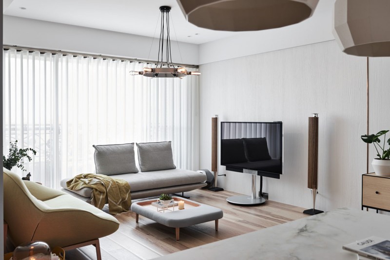 Оформление апартаментов в светлых тонах с добавлением пастельных оттенков