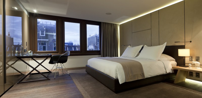 Современный отель в бывшей музыкальной консерватории в Амстердаме