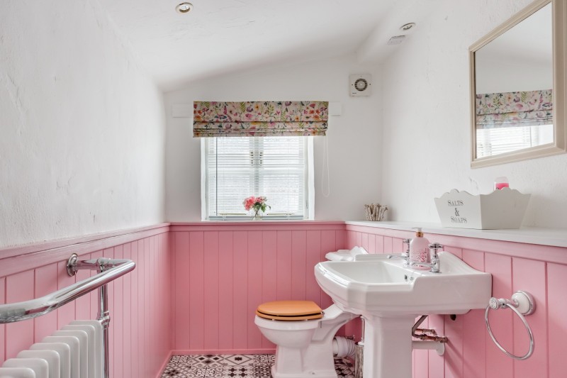 Уютный одноэтажный коттедж в Пейнтоне, Великобритания