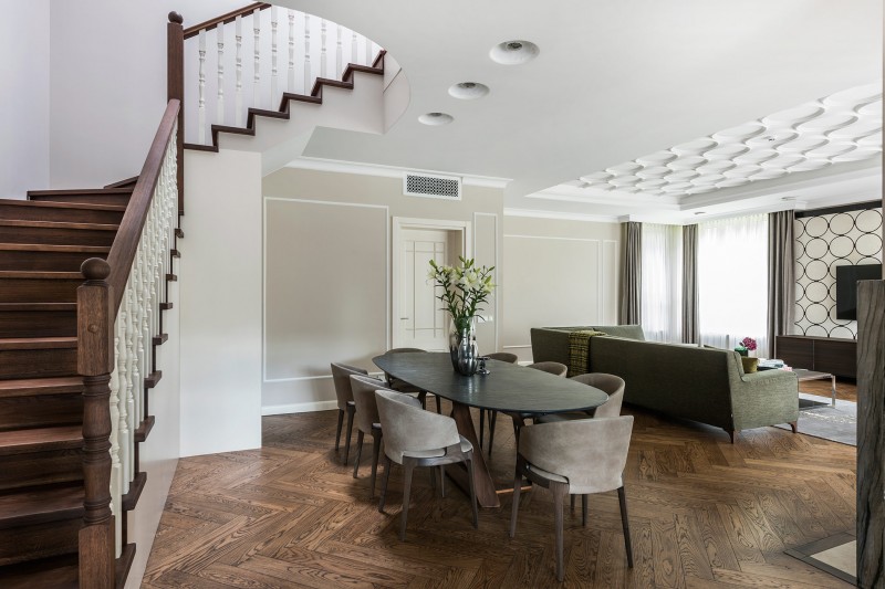 Интерьер коттеджа в приглушенных тонах Интерьер коттеджа в приглушенных тонах