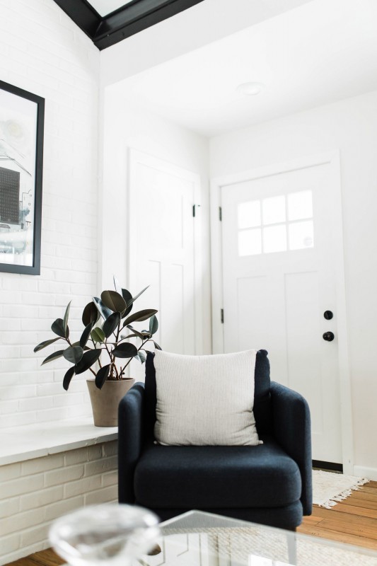 Контрастный интерьер ранчо в Миннеаполисе