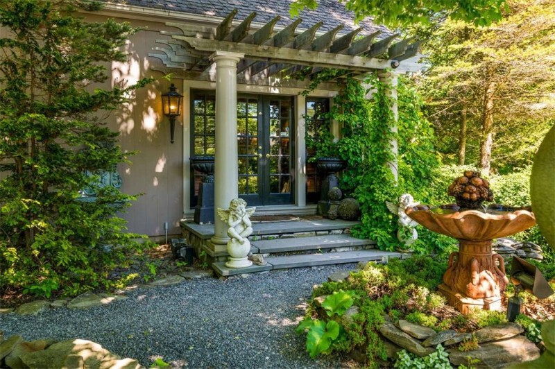 Поместье 1850 года постройки в Йорке, штат Мэн Поместье 1850 года постройки в Йорке, штат Мэн