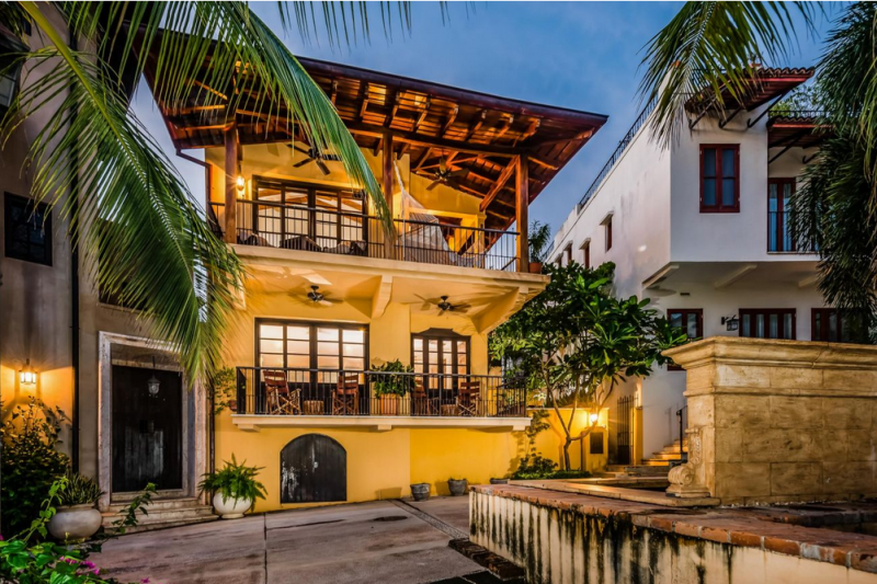 Средиземноморская вилла недалеко от Плайя Данта, Коста-Рика Средиземноморская вилла недалеко от Плайя Данта, Коста-Рика