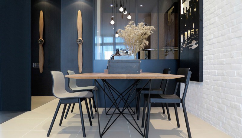 Межкомнатные перегородки из стекла в компактной малазийской квартире