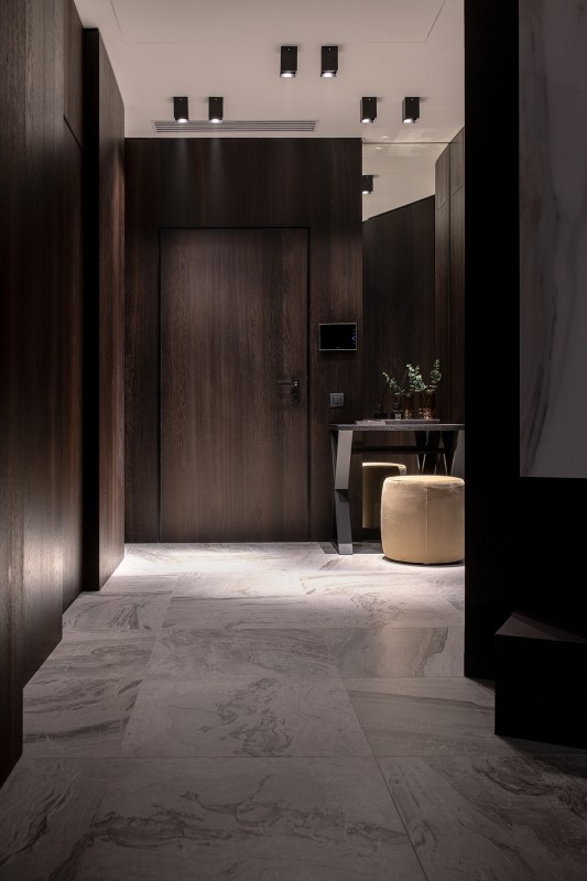 Пентхаус с многофункциональными пространствами и уникальной винтовой лестницей Пентхаус с многофункциональными пространствами и уникальной винтовой лестницей