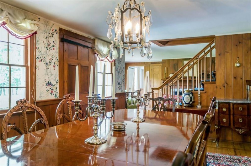 Колониальное старинное поместье в Коннектикуте