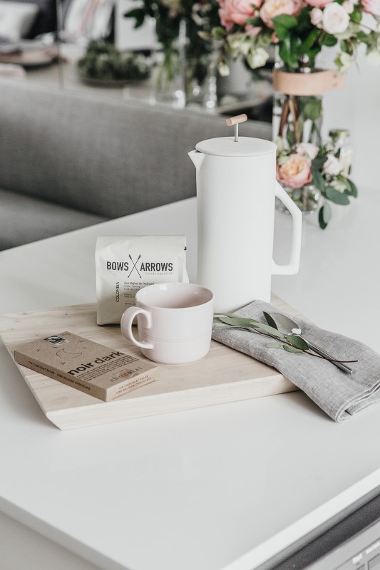 Изящные элементы декора в интерьере очаровательной квартиры