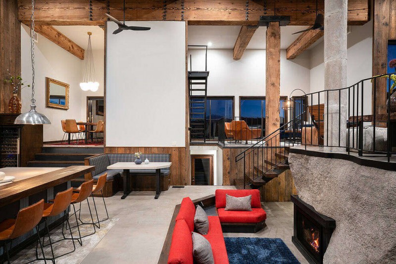 Коттедж, расположенный в Доннере, штат Калифорния