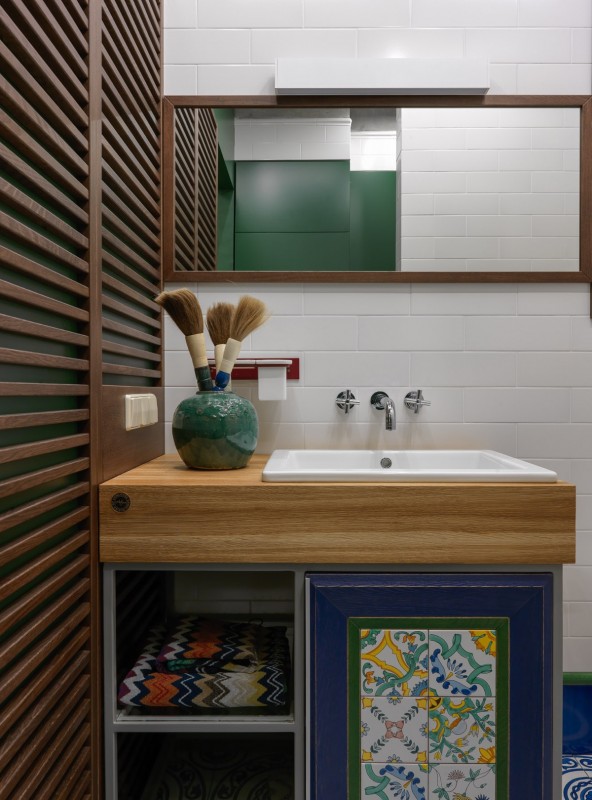 Красочный причудливый интерьер в таунхаусе Красочный причудливый интерьер в таунхаусе