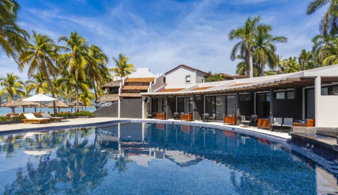 Курорт Thompson Zihuatanejo в Сиуатанехо, Мексика