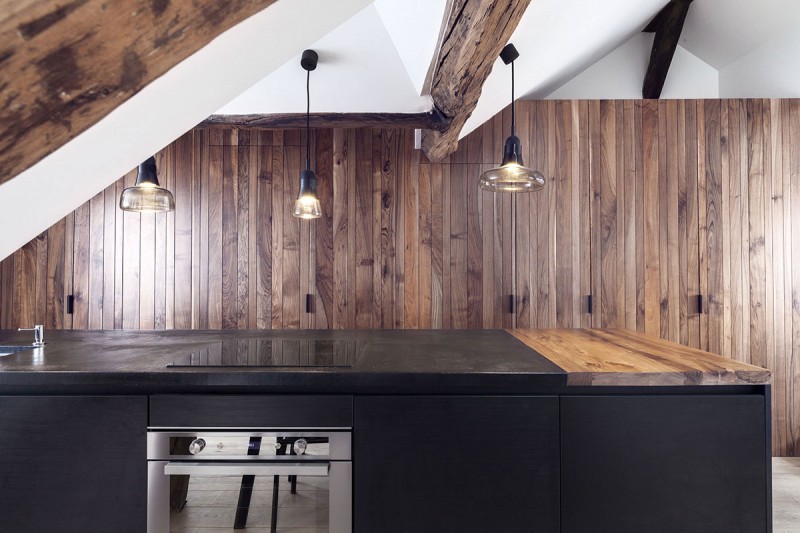 Очаровательная квартира в мансарде с деревянными балками