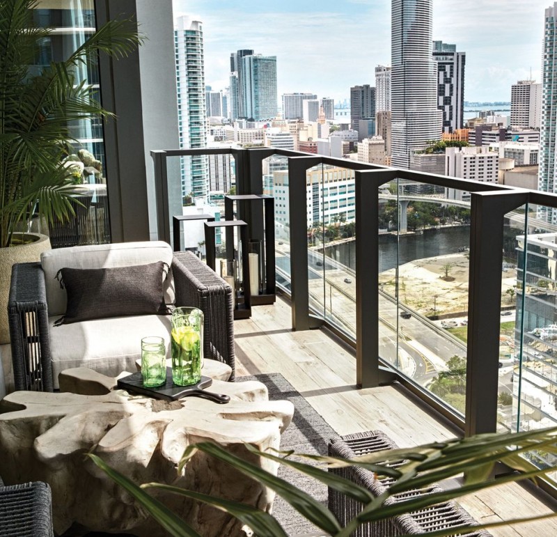 Интерьер квартиры супермодели Джоан Смоллс в Майами