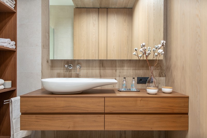 Пентхаус с многофункциональными пространствами и уникальной винтовой лестницей Пентхаус с многофункциональными пространствами и уникальной винтовой лестницей