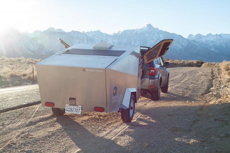 Футуристический трейлер для путешествий