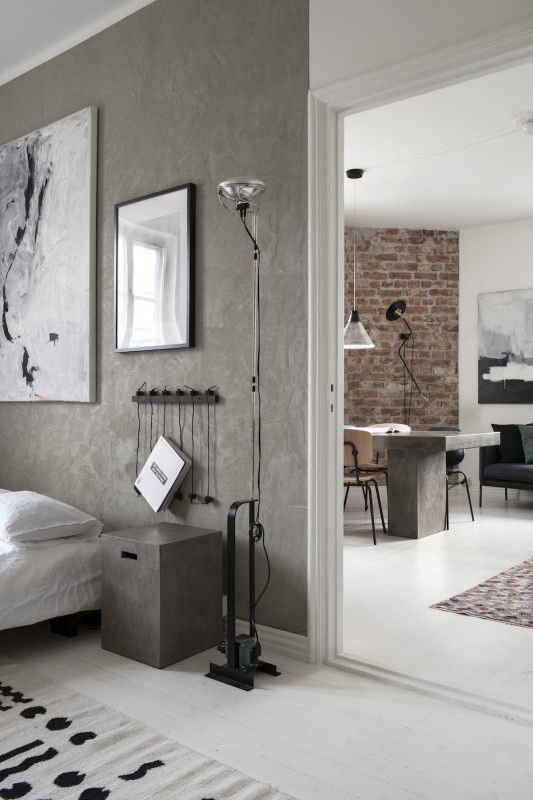 Монохромный интерьер апартаментов в Стокгольме