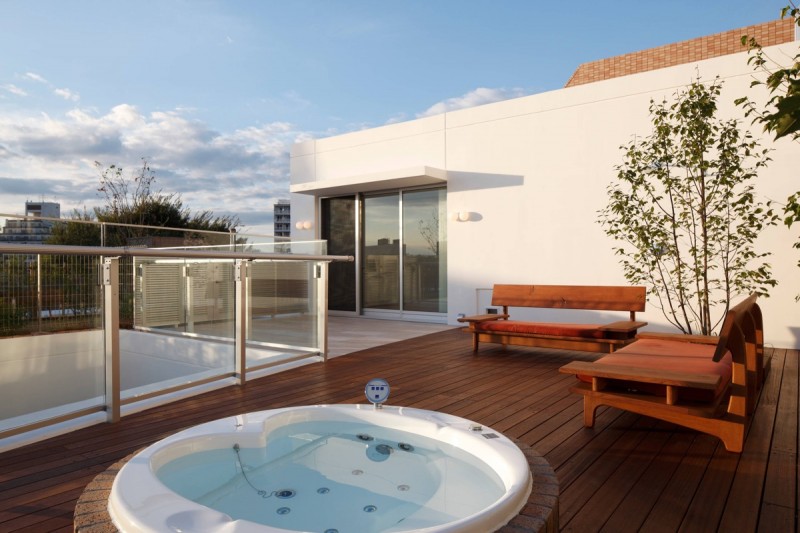 Сочетание современных и традиционных идей в дизайне японского дома