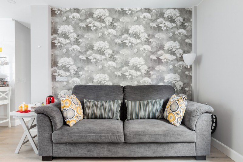 Уютные апартаменты в пепельных тонах в Хихоне, Испания