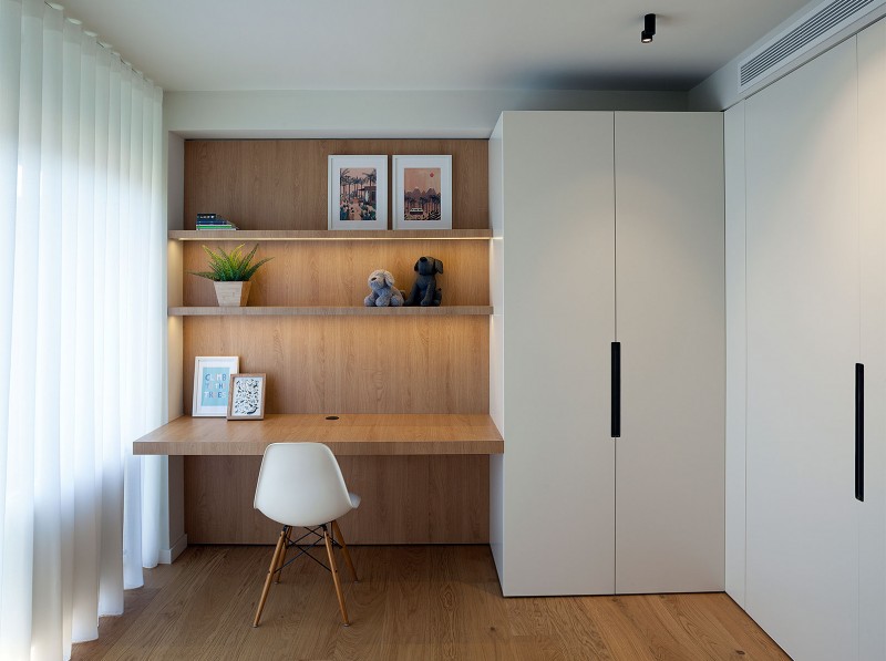 Двухуровневые апартаменты в городе Аликанте, Испания