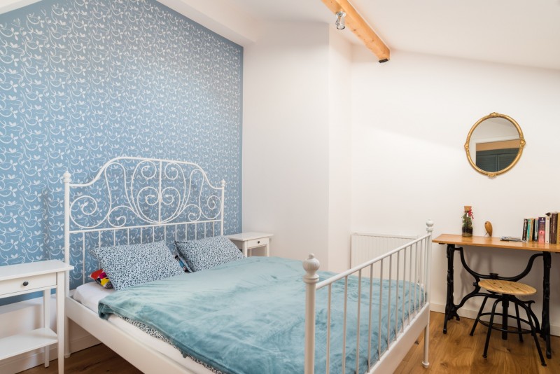 Интерьер мансардной квартиры в Кракове