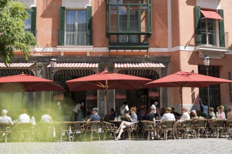 Отель Mamá в Пальма-де-Мальорка