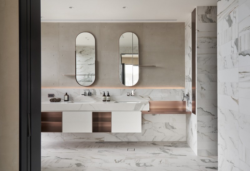 Интерьер просторной квартиры в Тайване