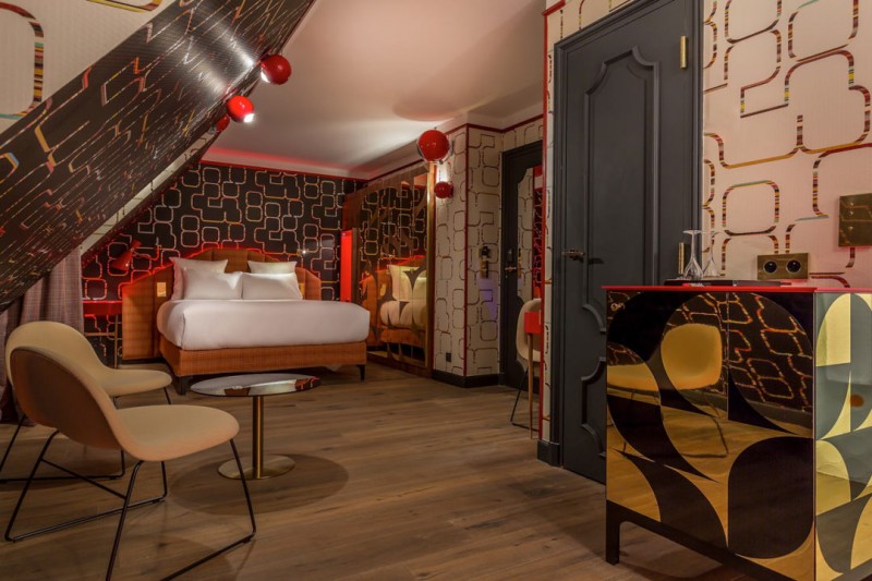 Красочный бутик-отель Idol в Париже