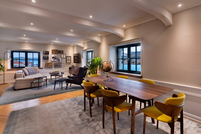 Отель Brown Beach House, расположенный в историческом городе Трогир, Хорватия