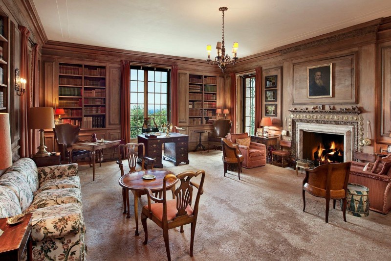 Обширная колониальная усадьба в Монтесито, Калифорния