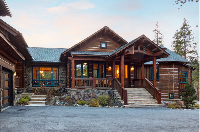 Бревенчатый дом в Брекенридже, Колорадо Бревенчатый дом в Брекенридже, Колорадо