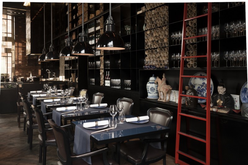 Современный отель в бывшей музыкальной консерватории в Амстердаме