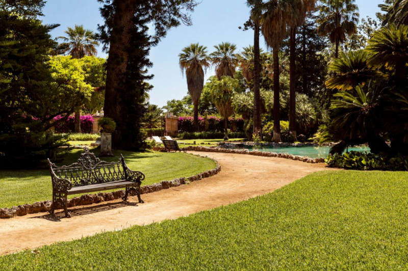 Резиденция постройки XVI века на Сицилии