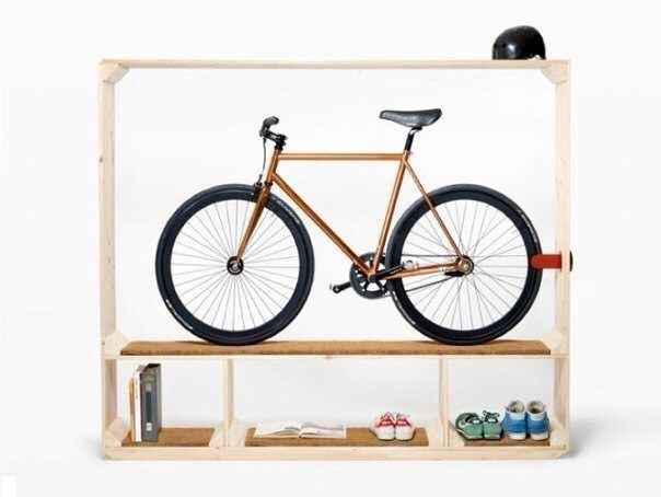 Практичный стеллаж для велосипеда