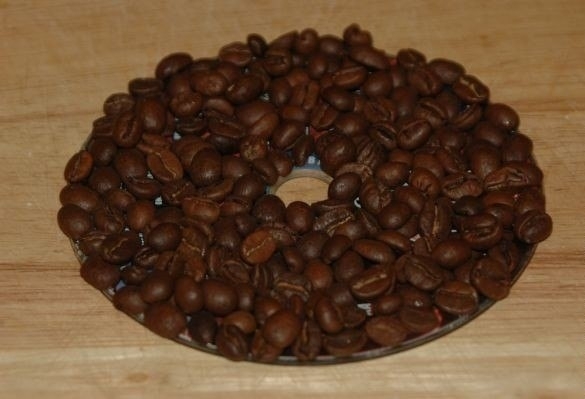 Подставка из кофейных зерен