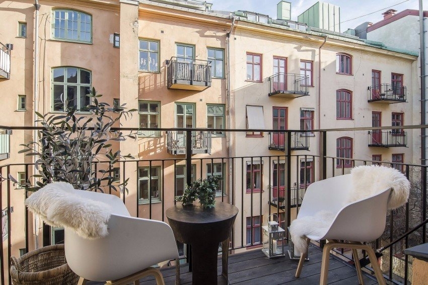 Эта небольшая квартира в скандинавском стиле находится в центре Стокгольма, в Швеции.