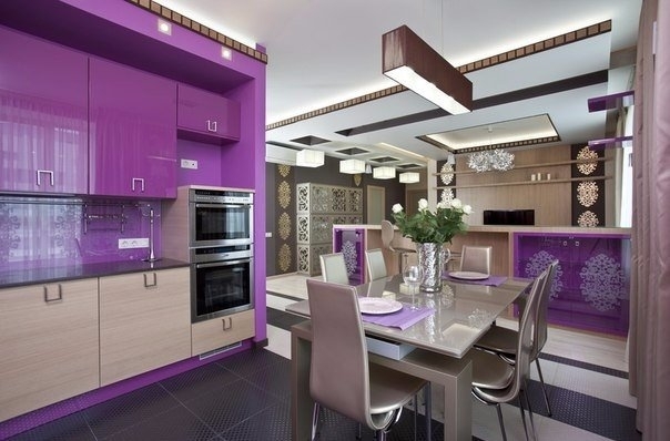 Интерьер квартиры в фиолетовых тонах