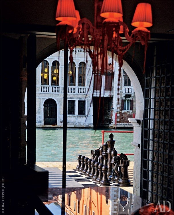 Отель в Венеции по дизайну Филиппа Старка