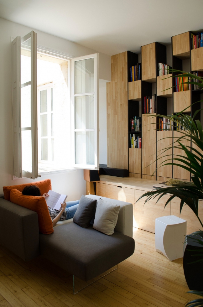 Многоуровневое пространство квартиры в 45 кв. метров во Франции