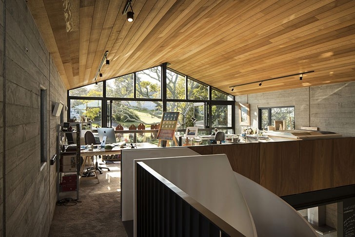Современный дом правильной формы в Новой Зеландии