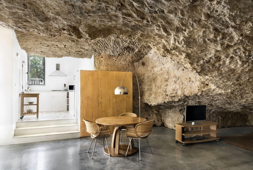 Дом в пещере в Испании